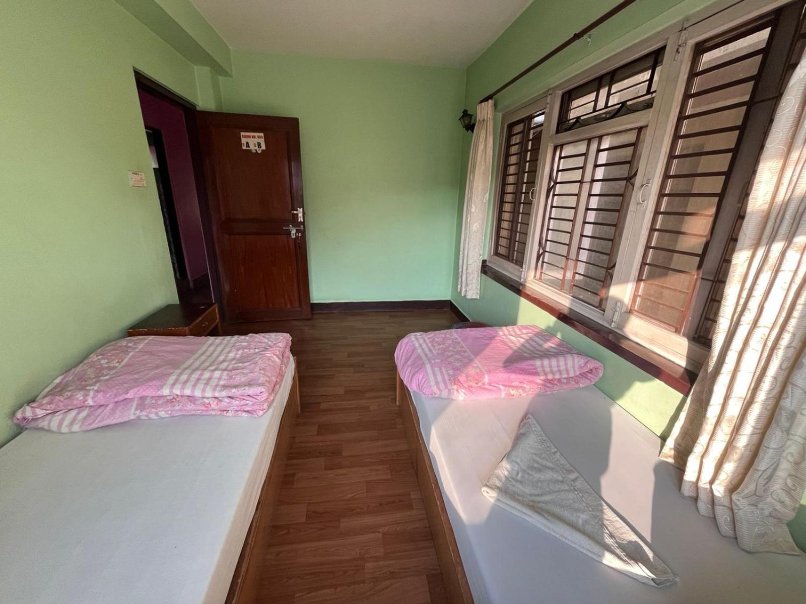 Hotel Sweet Dreams Thamel Kathmandu Bagian luar foto
