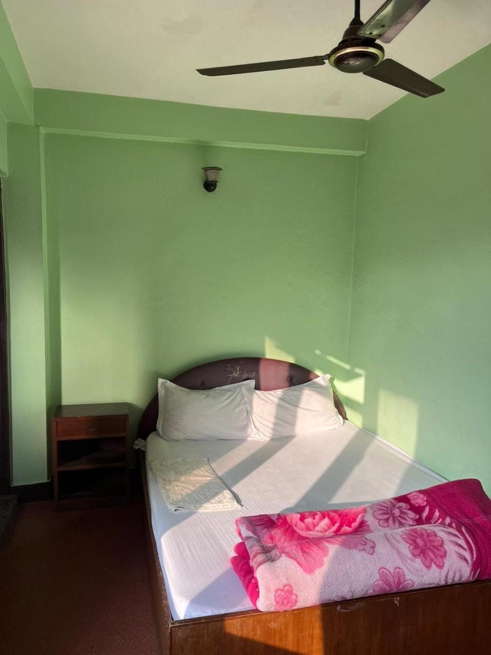 Hotel Sweet Dreams Thamel Kathmandu Bagian luar foto